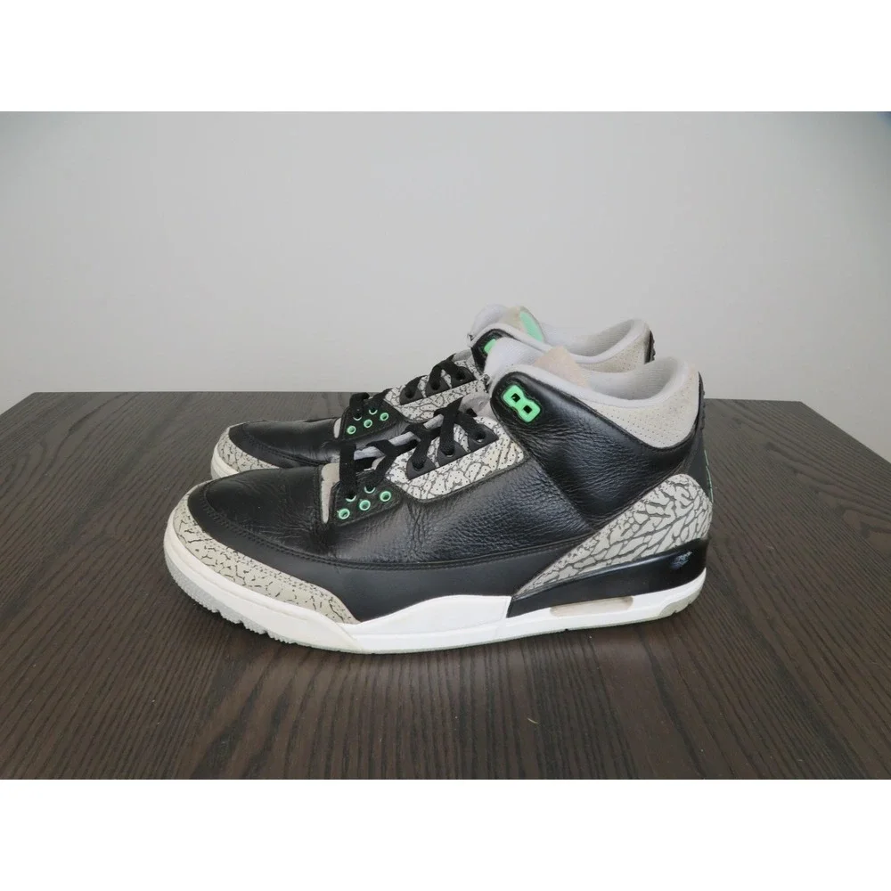 Air Jordan 3 Retro Shoes Mens Size 11.5 Black Green Gray Sneakers CT8532-031